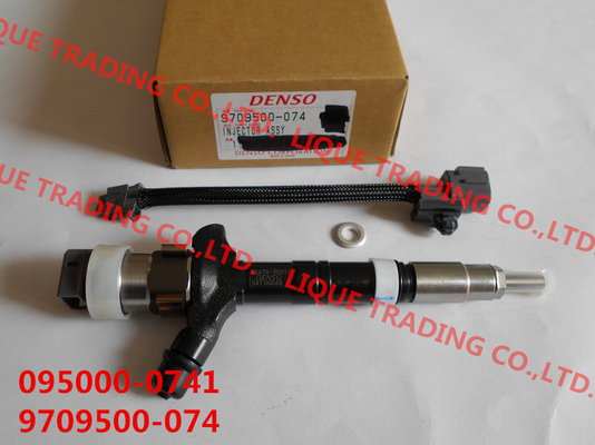 China DENSO injector 9709500-074, 095000-0740,095000-0741,095000-0520 for TOYOTA Land Cruiser 23670-30010 23670-39015 supplier