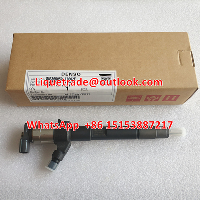 China DENSO Genuine common rail fuel injector 295050-1760 for MITSUBISHI 1465A439 , SM295050-1760 , 9729505-176 supplier