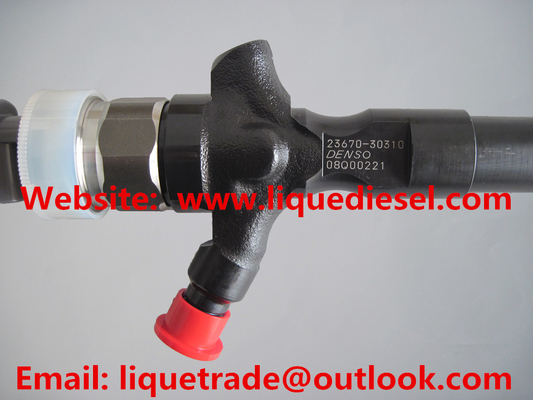 China DENSO common rail injector 095000-7800, 095000-7801 for TOYOTA Hiace 2KD-FTV Euro IV 23670-30310, 23670-39285 supplier