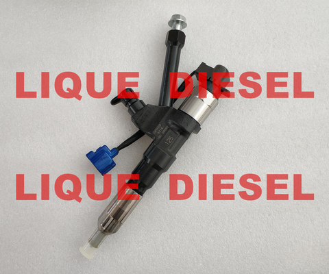 China Denso Diesel Common Rail Injector 23670-E0351 095000-5215 23670E0351 For P11C Engine supplier